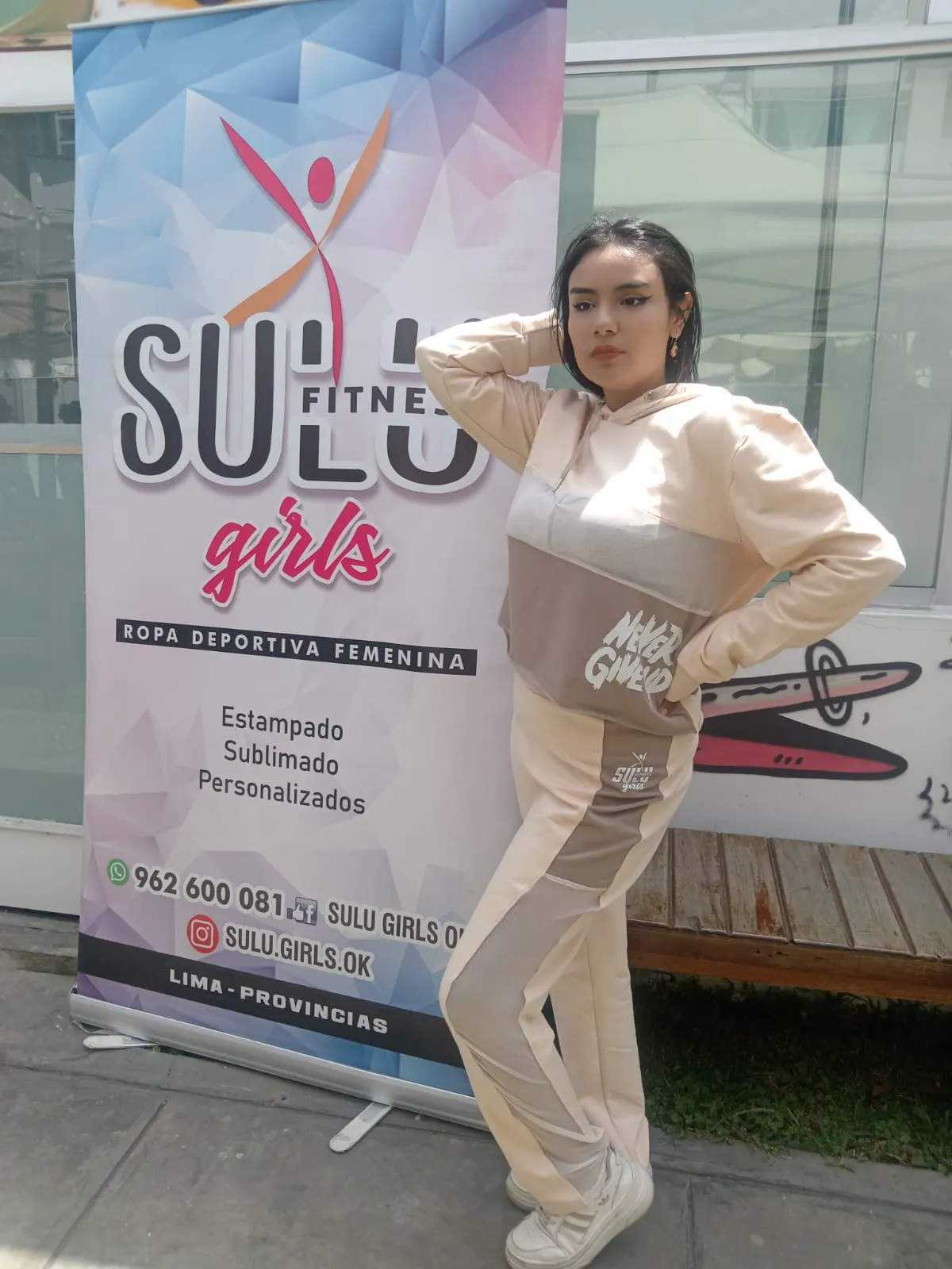Conjunto Deportivo Rosa-Blanco